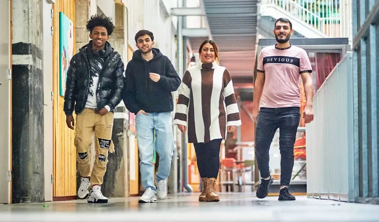Jongeren en anderstaligen met een migratieachtergrond